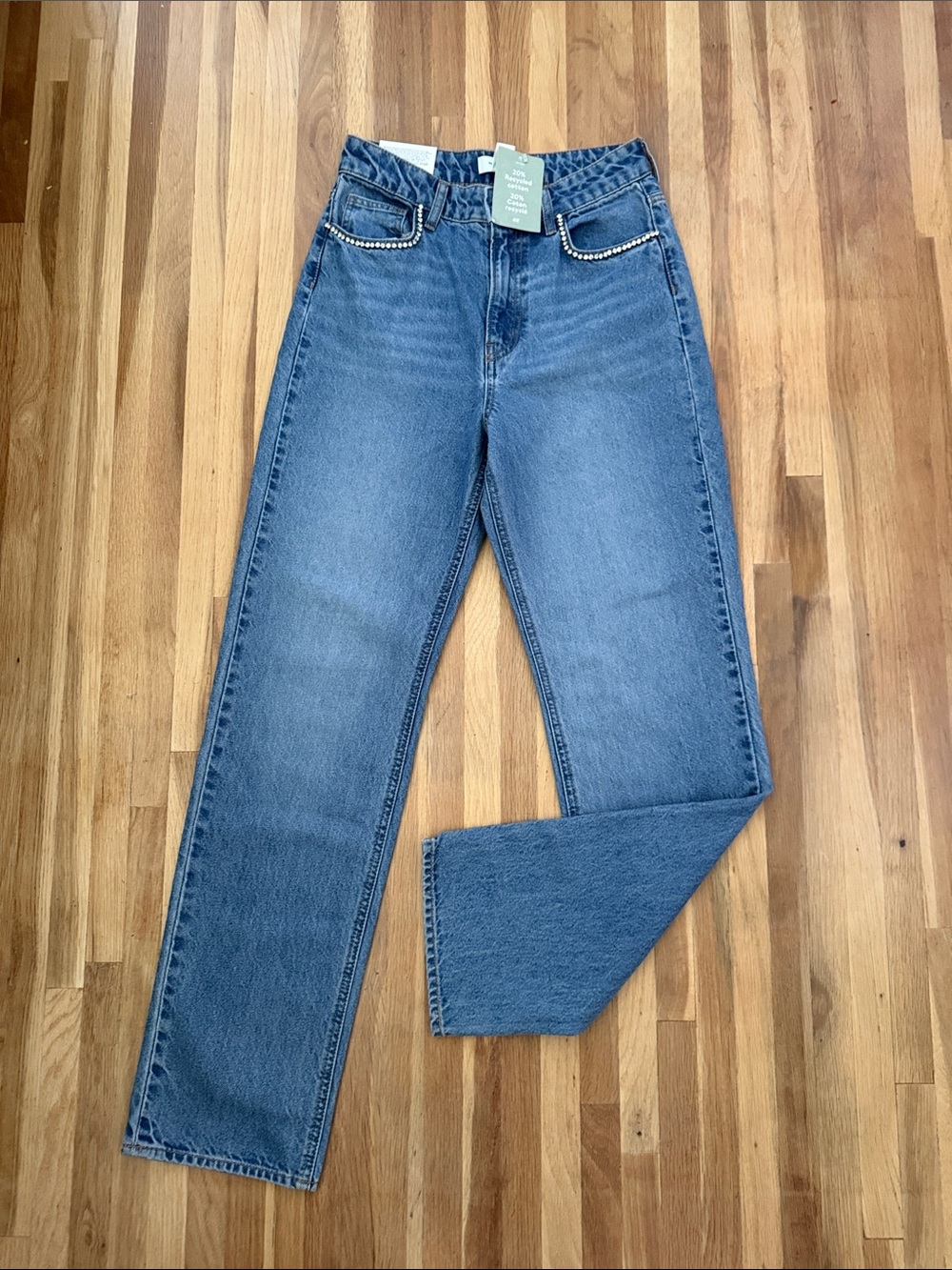 NEW NWT H&M Women's Medium Blue Straight-Leg Jeans with Embellished Pockets